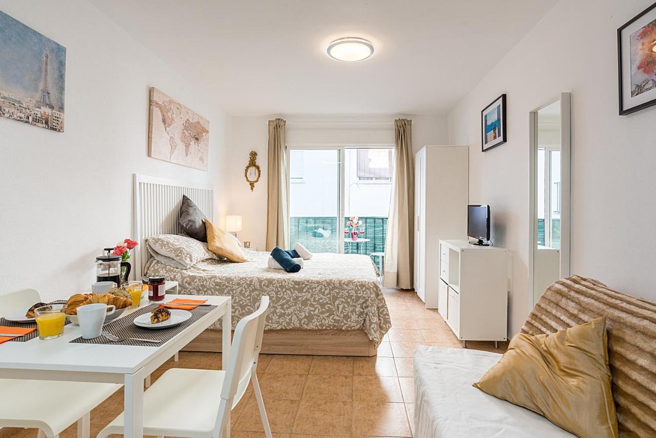 Studios Nerja Center E מראה חיצוני תמונה