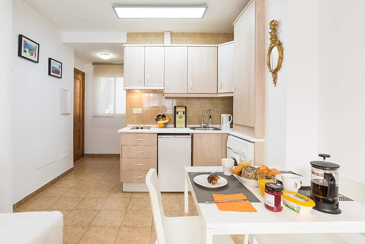 Studios Nerja Center E מראה חיצוני תמונה