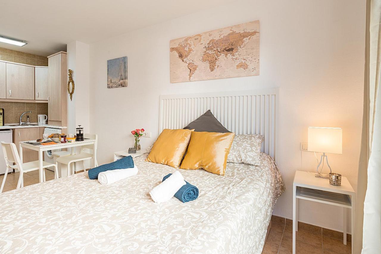 Studios Nerja Center E מראה חיצוני תמונה